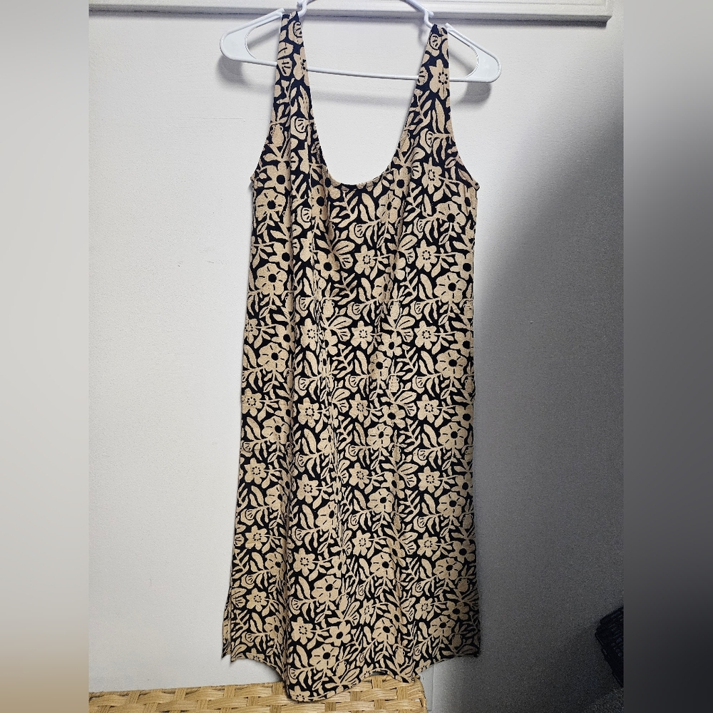Po-Em Floral Black and Tan Dress XS